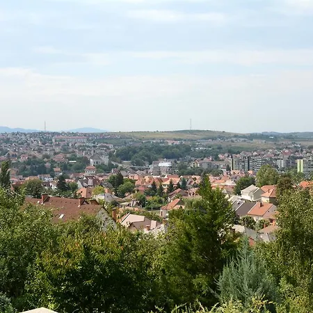 Pinter Vendeghaz Pensjonat *